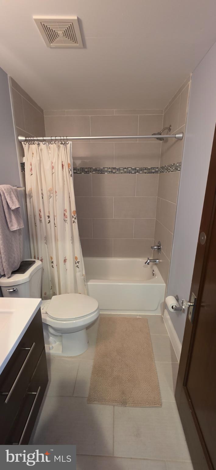 HIGHLANDTOWN - Residential
