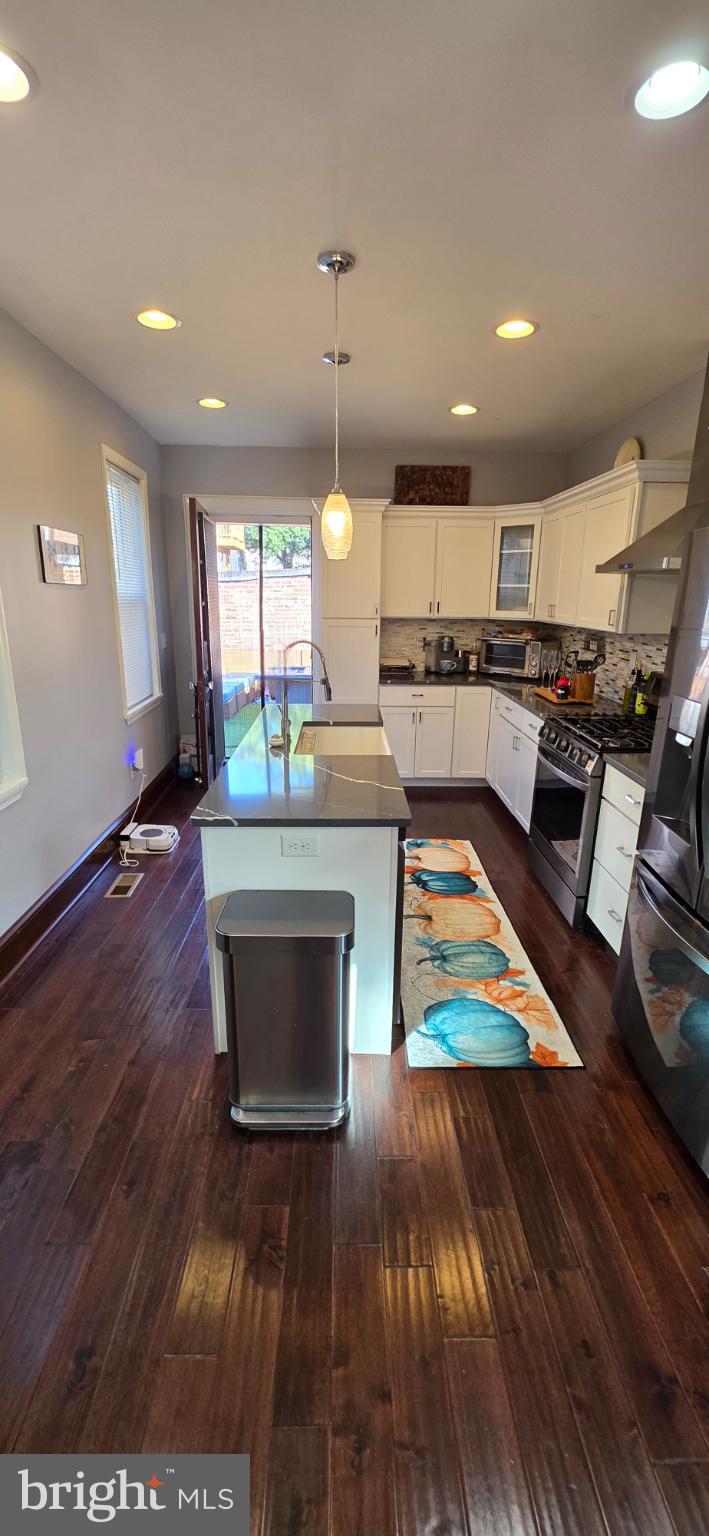 HIGHLANDTOWN - Residential