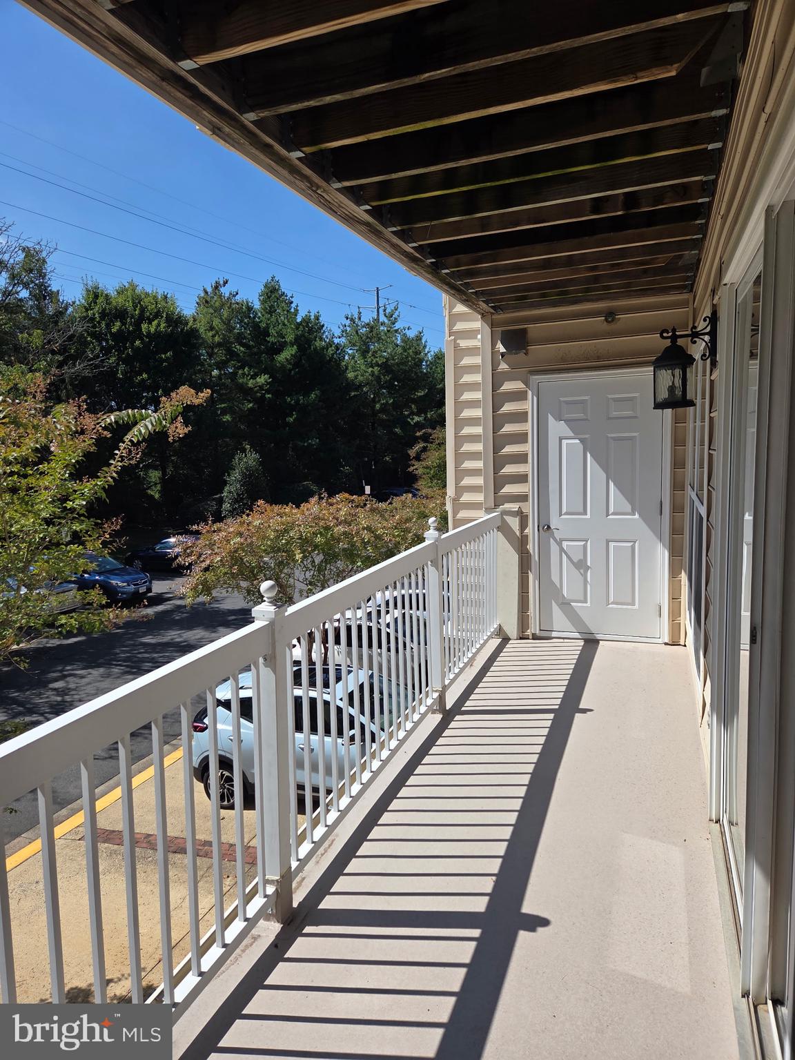 LINCOLN PARK - Residential Lease