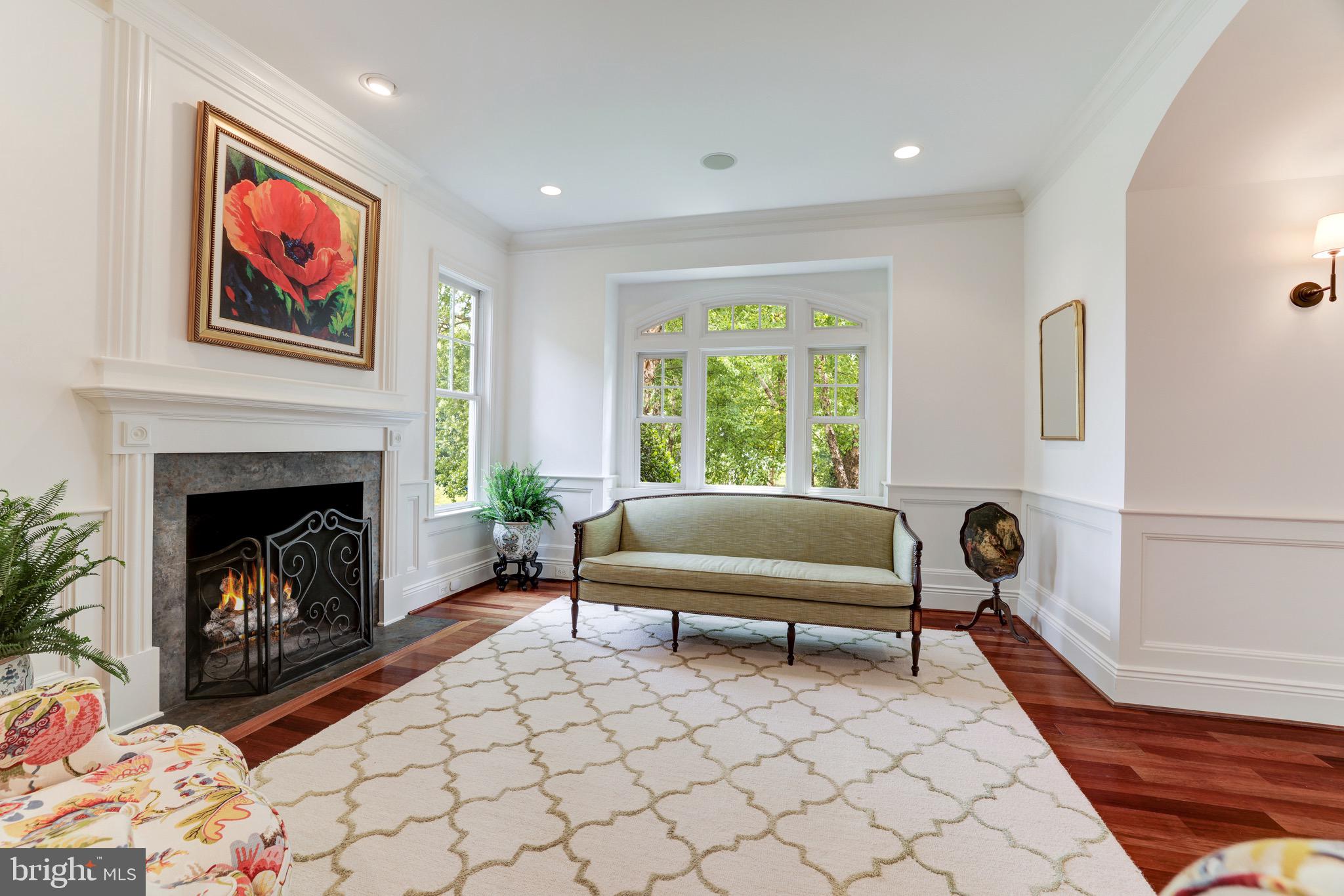 LANGLEY FOREST - Residential