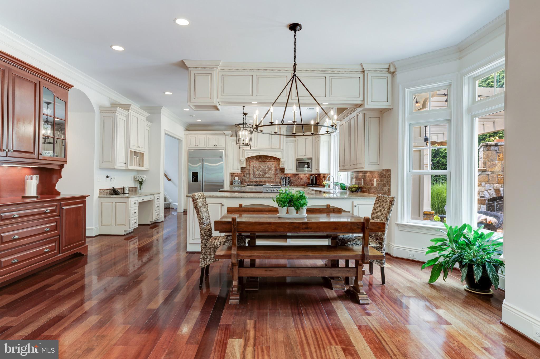 LANGLEY FOREST - Residential