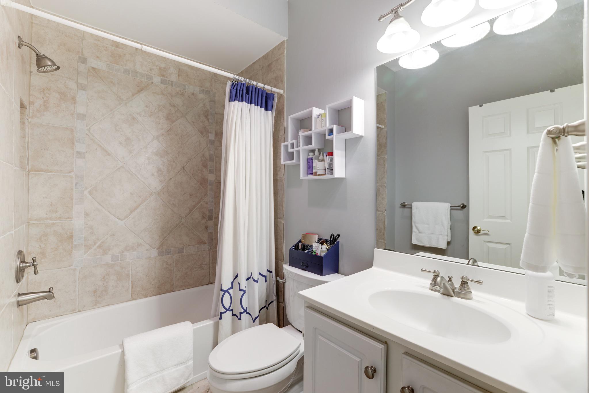 LANGLEY FOREST - Residential