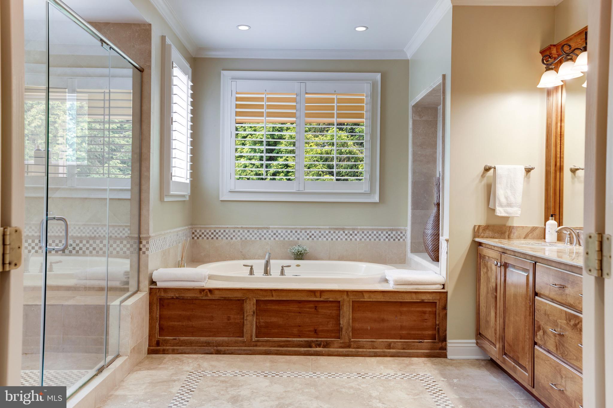 LANGLEY FOREST - Residential