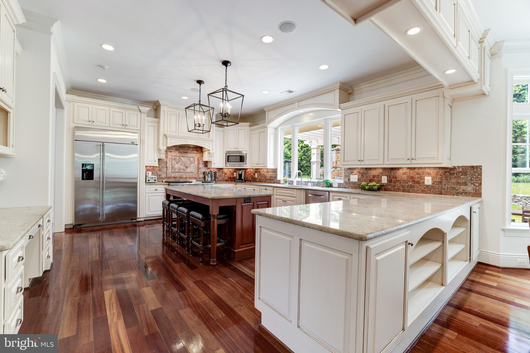 LANGLEY FOREST - Residential