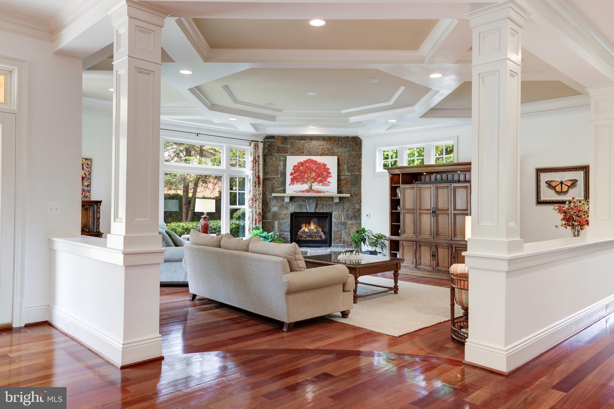 LANGLEY FOREST - Residential