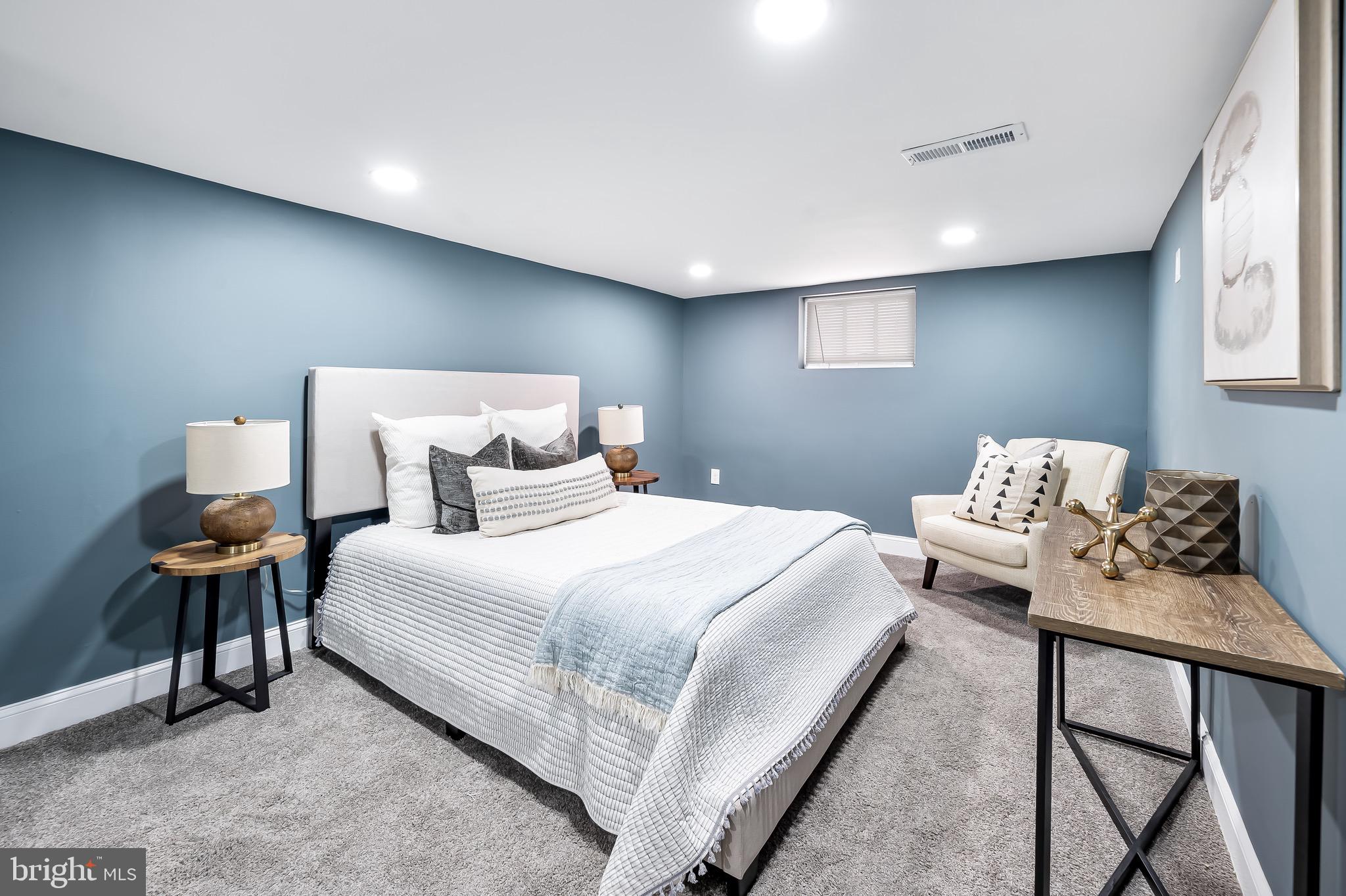 PARKVILLE - Residential