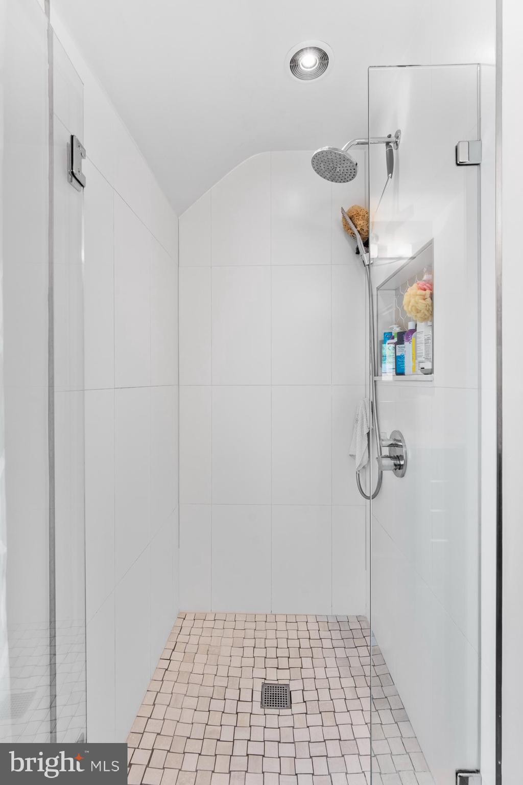 SHORTRIDGE - Residential