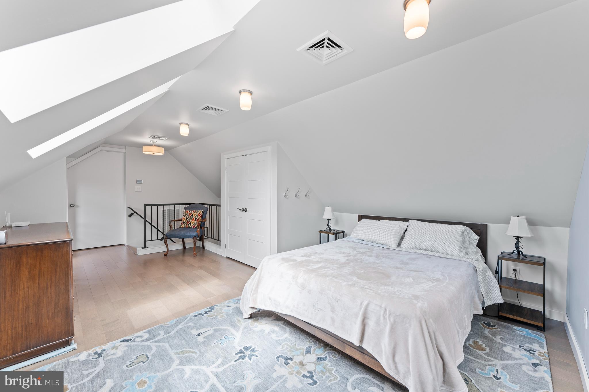 SHORTRIDGE - Residential