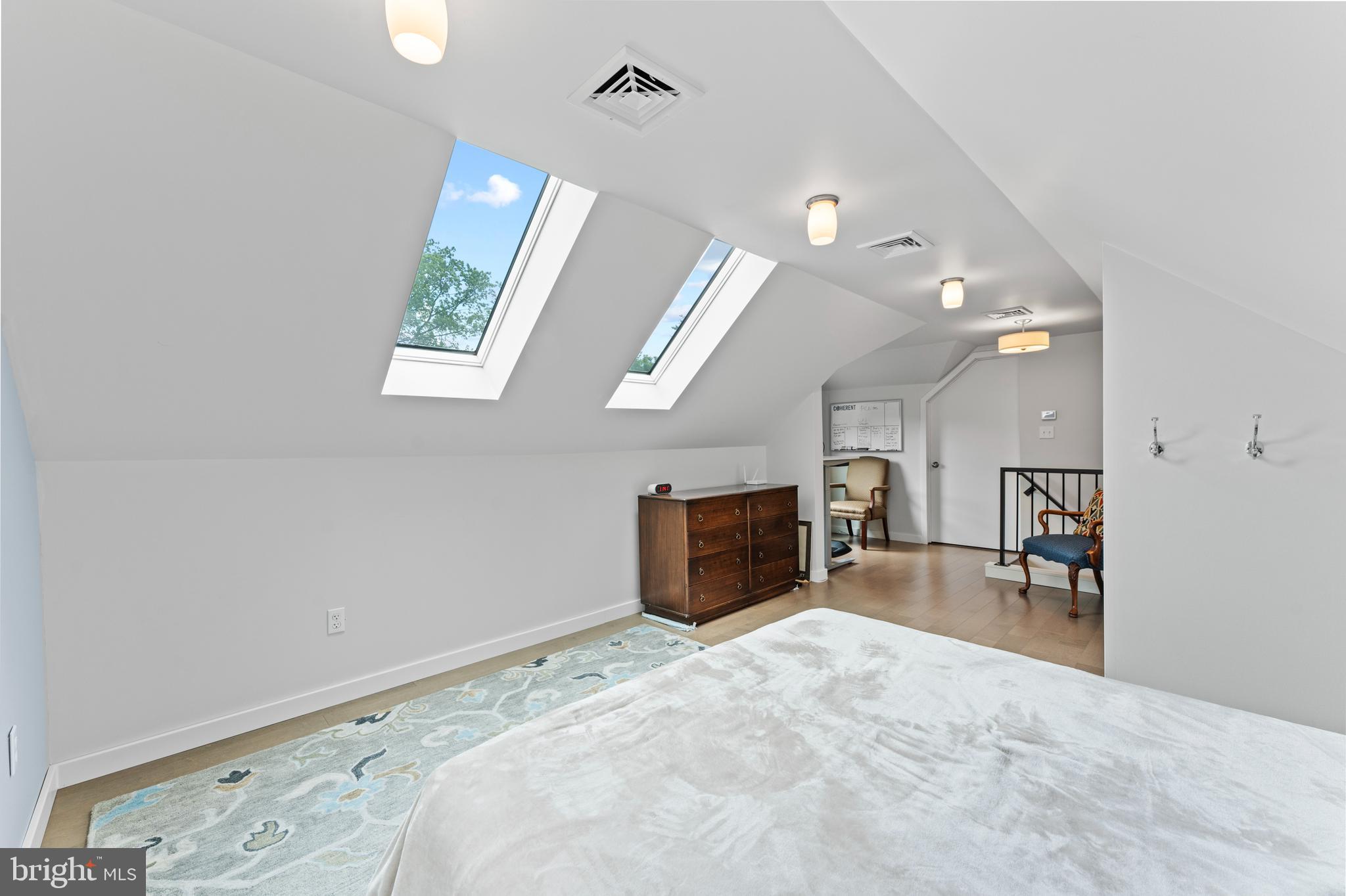 SHORTRIDGE - Residential