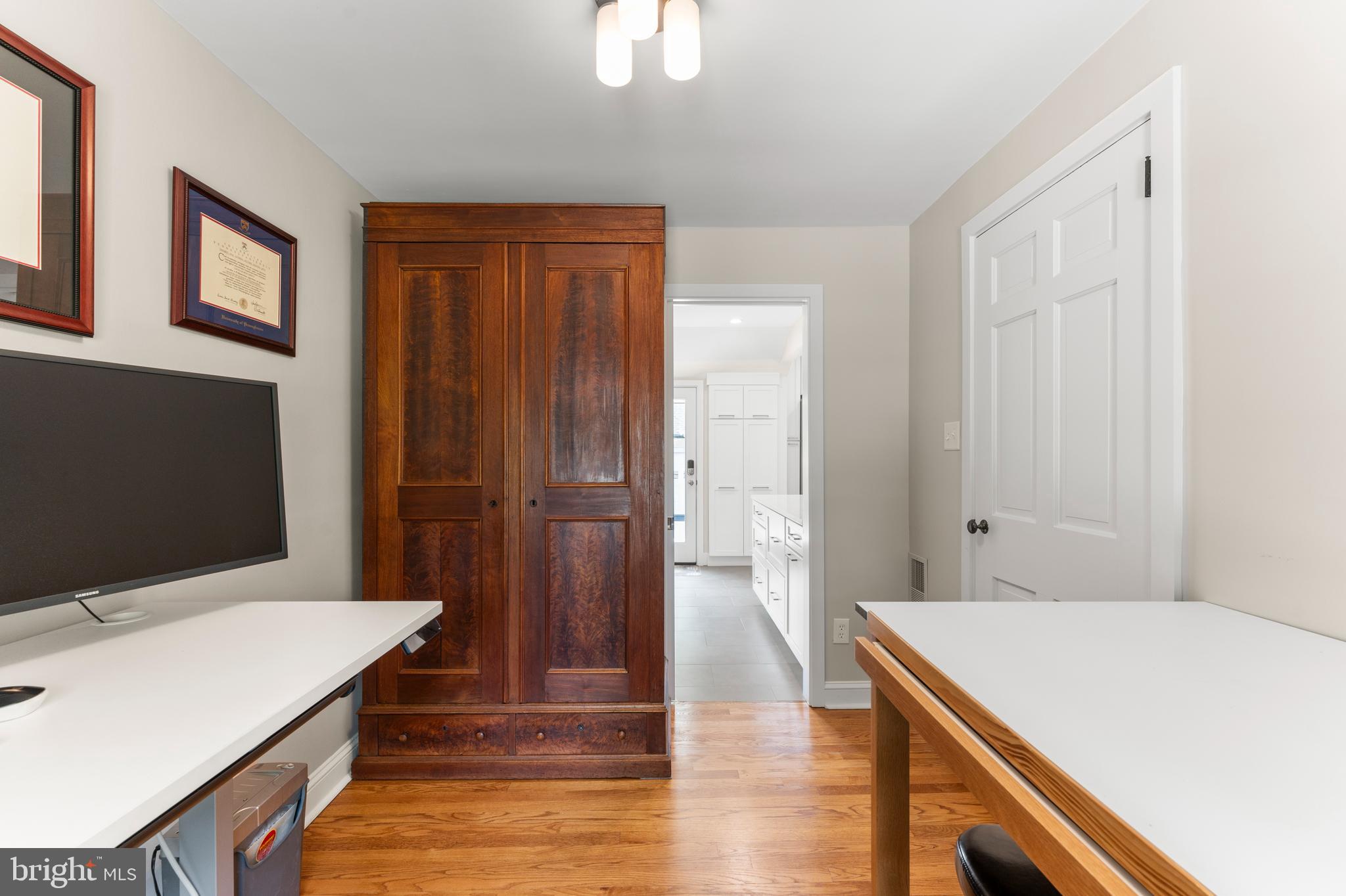 SHORTRIDGE - Residential