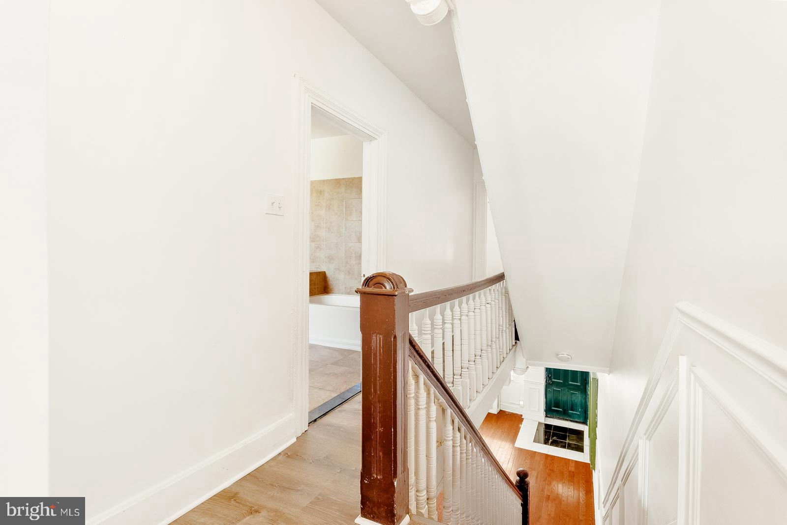 PORT RICHMOND - Residential