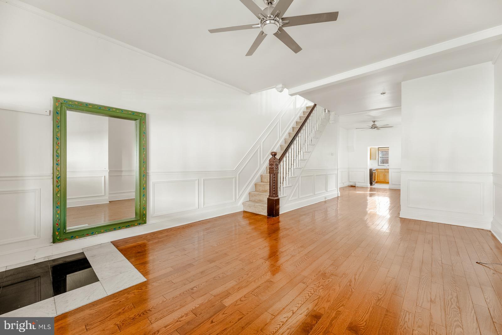 PORT RICHMOND - Residential