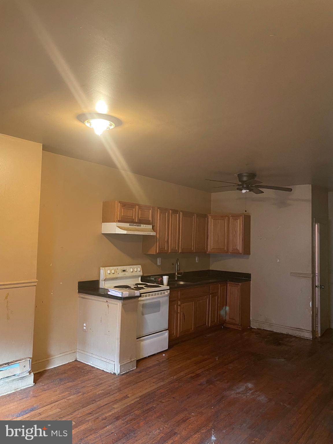 KENSINGTON - Residential