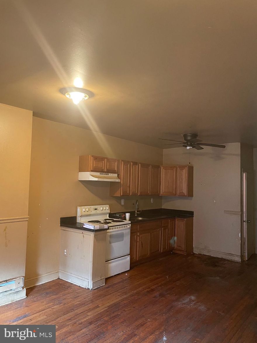 Welcome to this Open porch front home. This home is perfect for an investor who wants to give this some TLC and have a cash flowing rental or a buyer who  wants to build some sweat equity into the property. Either way this house is ideal with 5 beds and 1.5 baths, this is a must see!