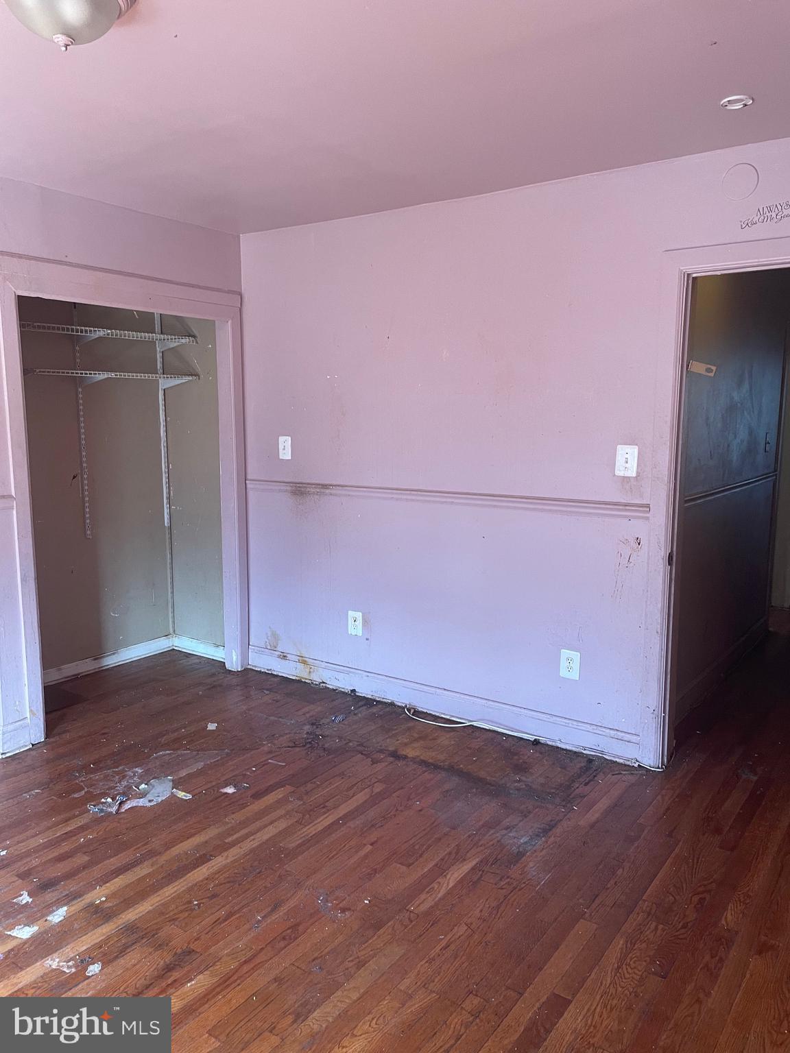 KENSINGTON - Residential