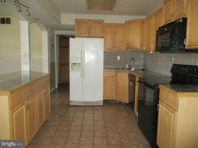 SHARONVILLE - Residential