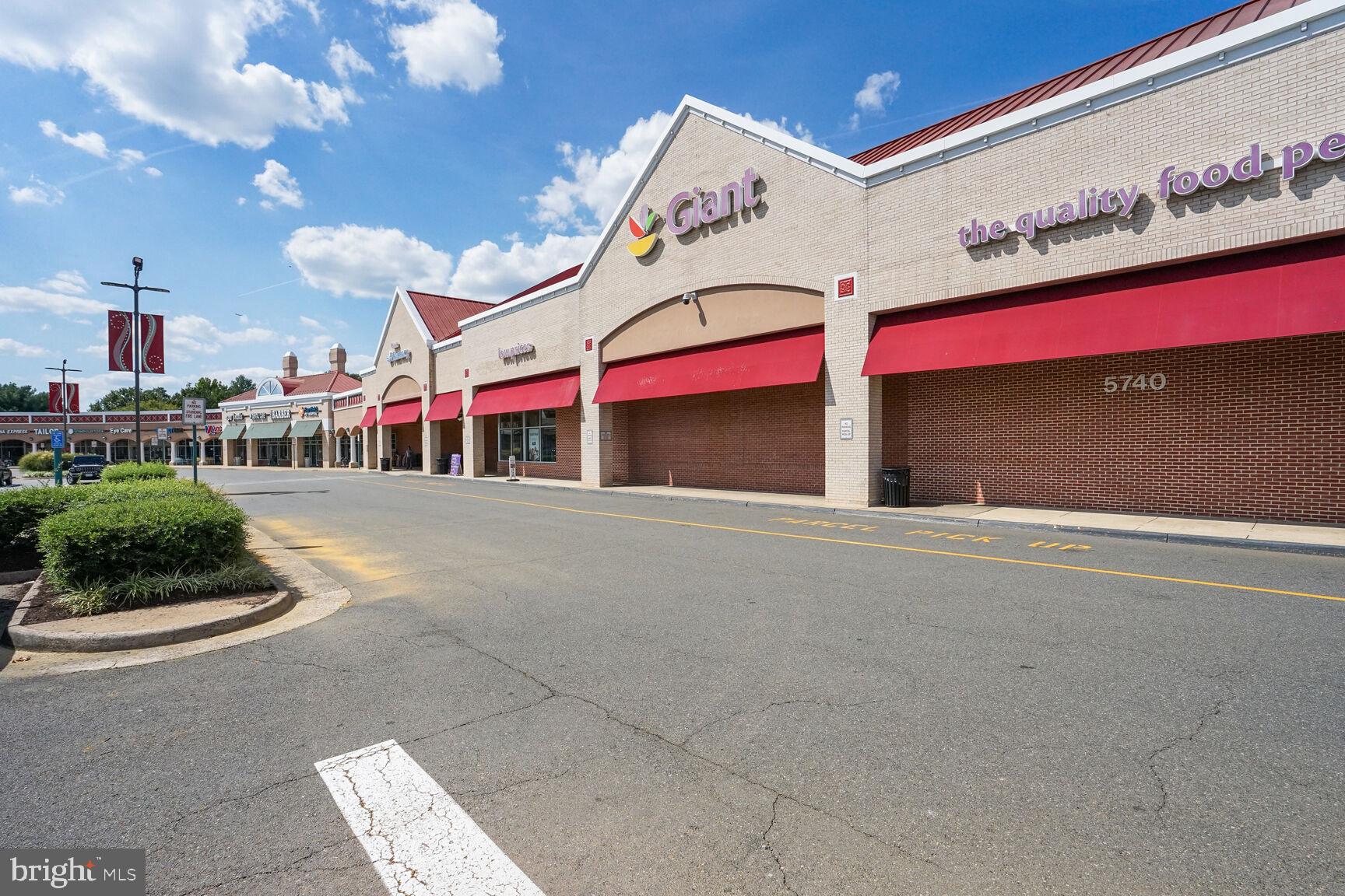 LITTLE ROCKY RUN - Residential