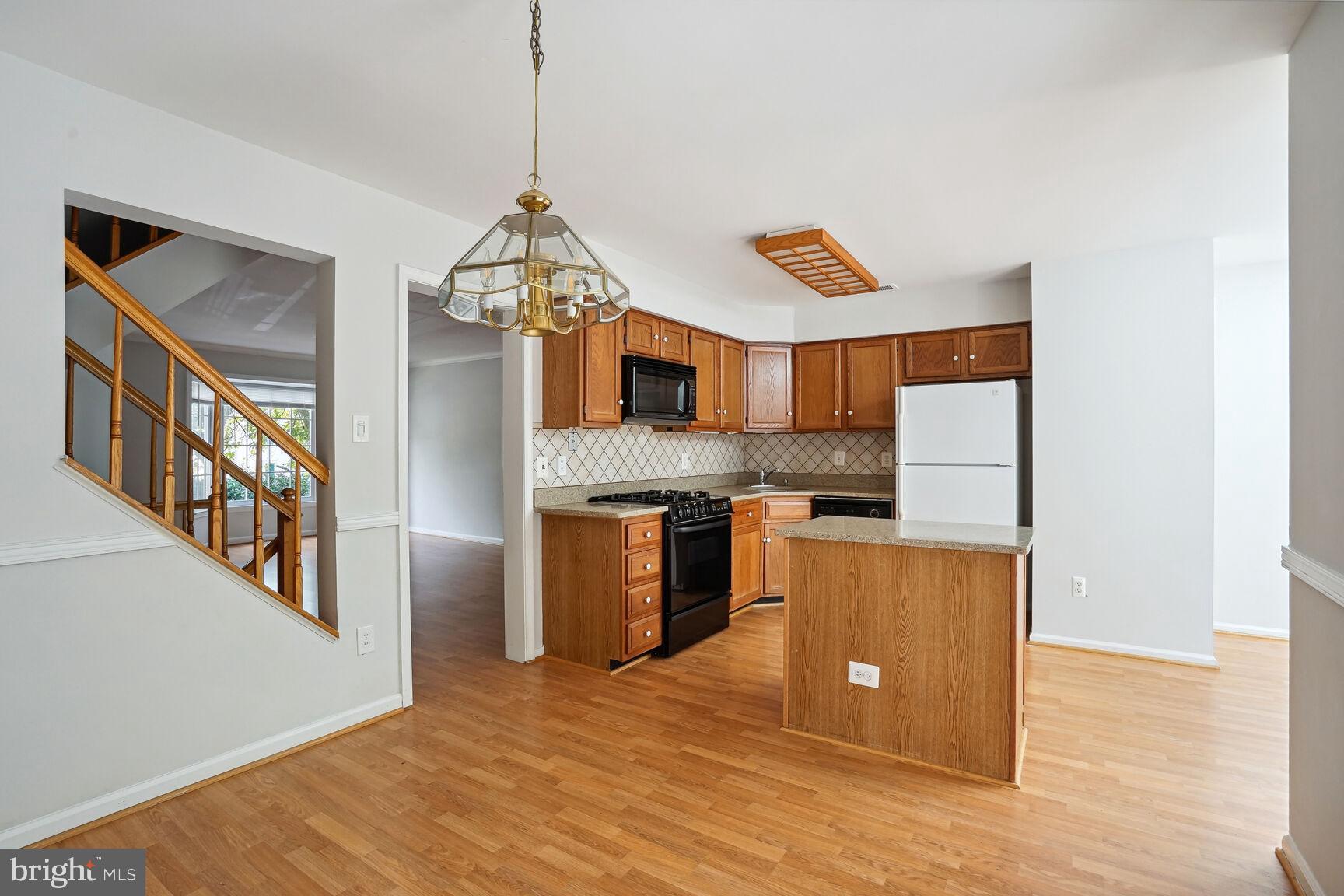 LITTLE ROCKY RUN - Residential