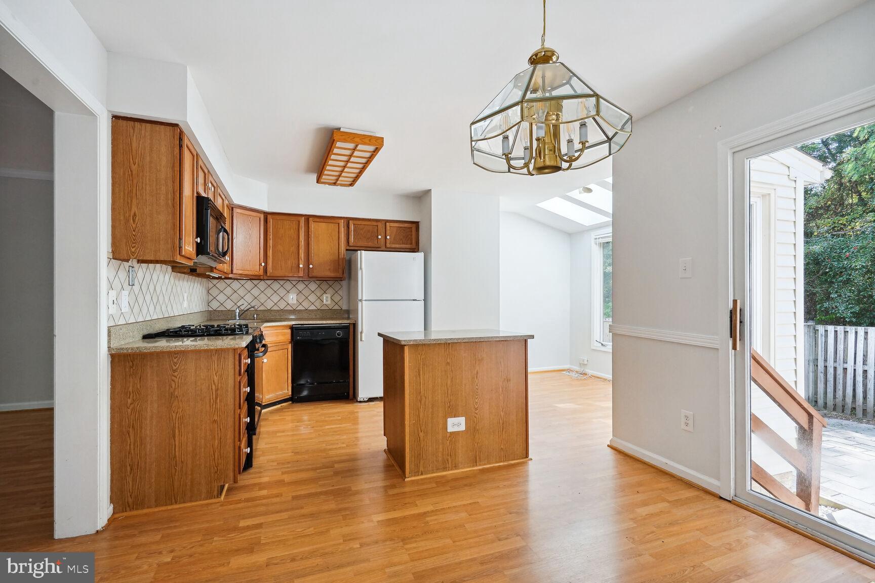 LITTLE ROCKY RUN - Residential