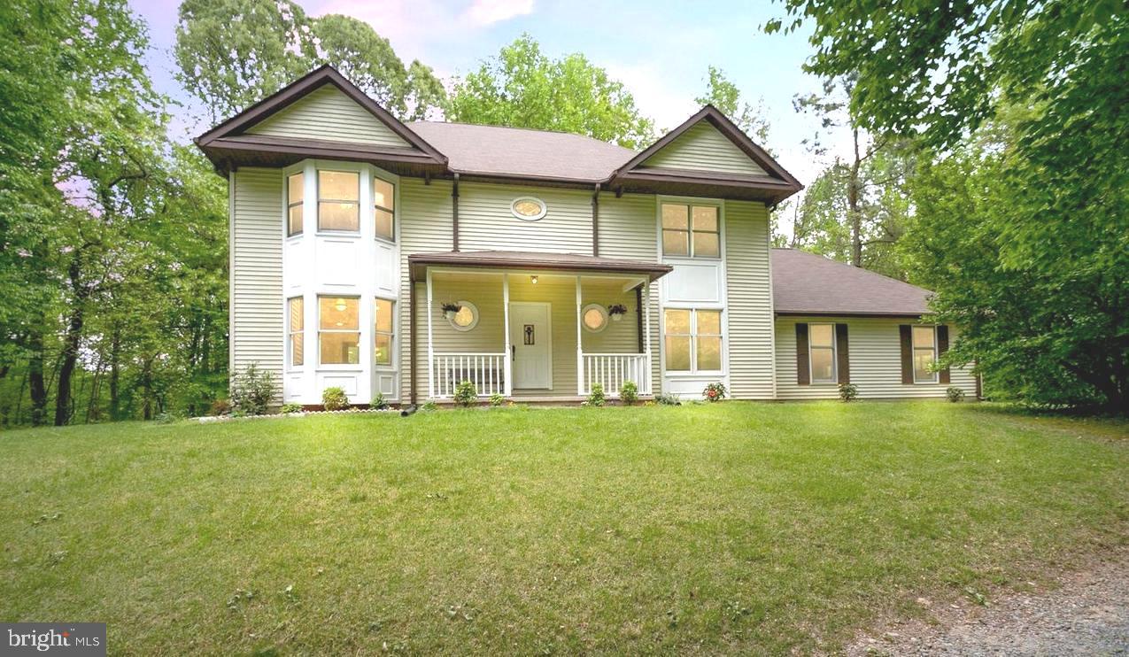 WILLOWS COLONY - Residential Lease