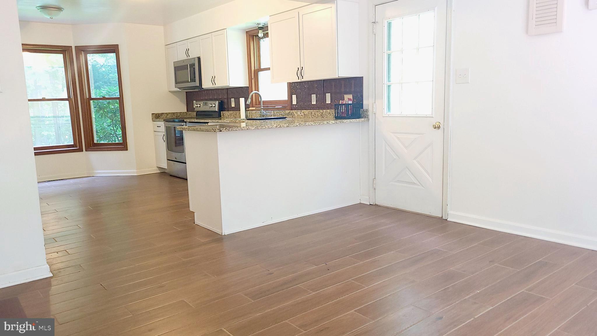 WILLOWS COLONY - Residential Lease