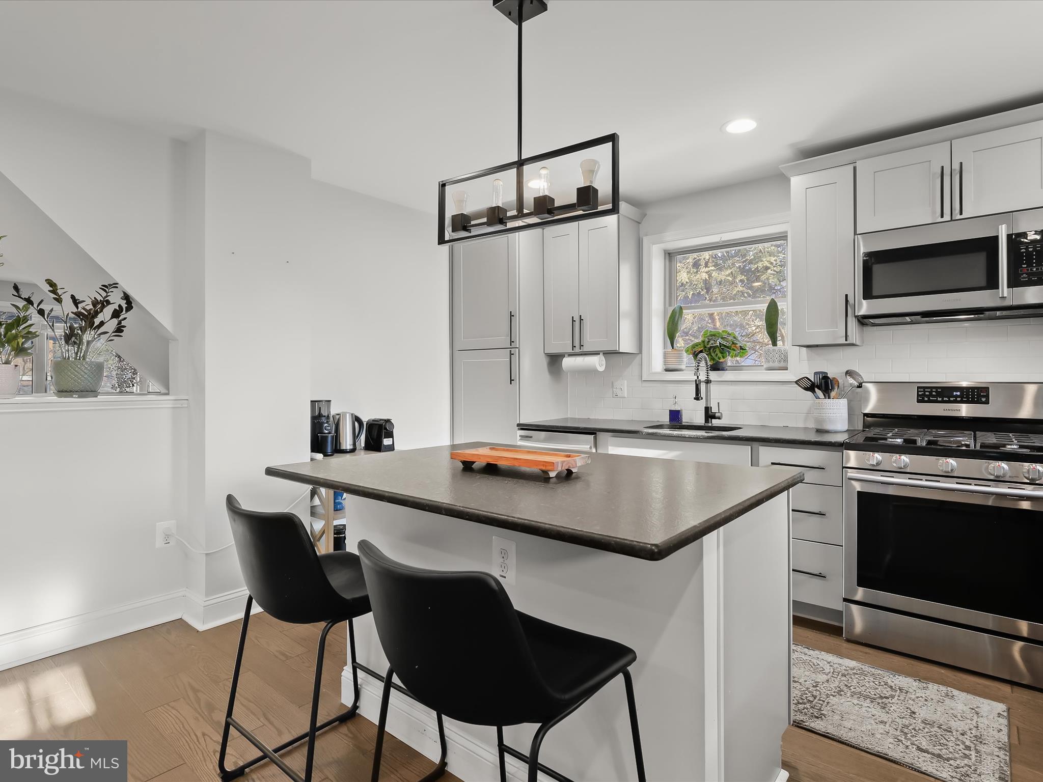 HAMILTON HEIGHTS - Residential