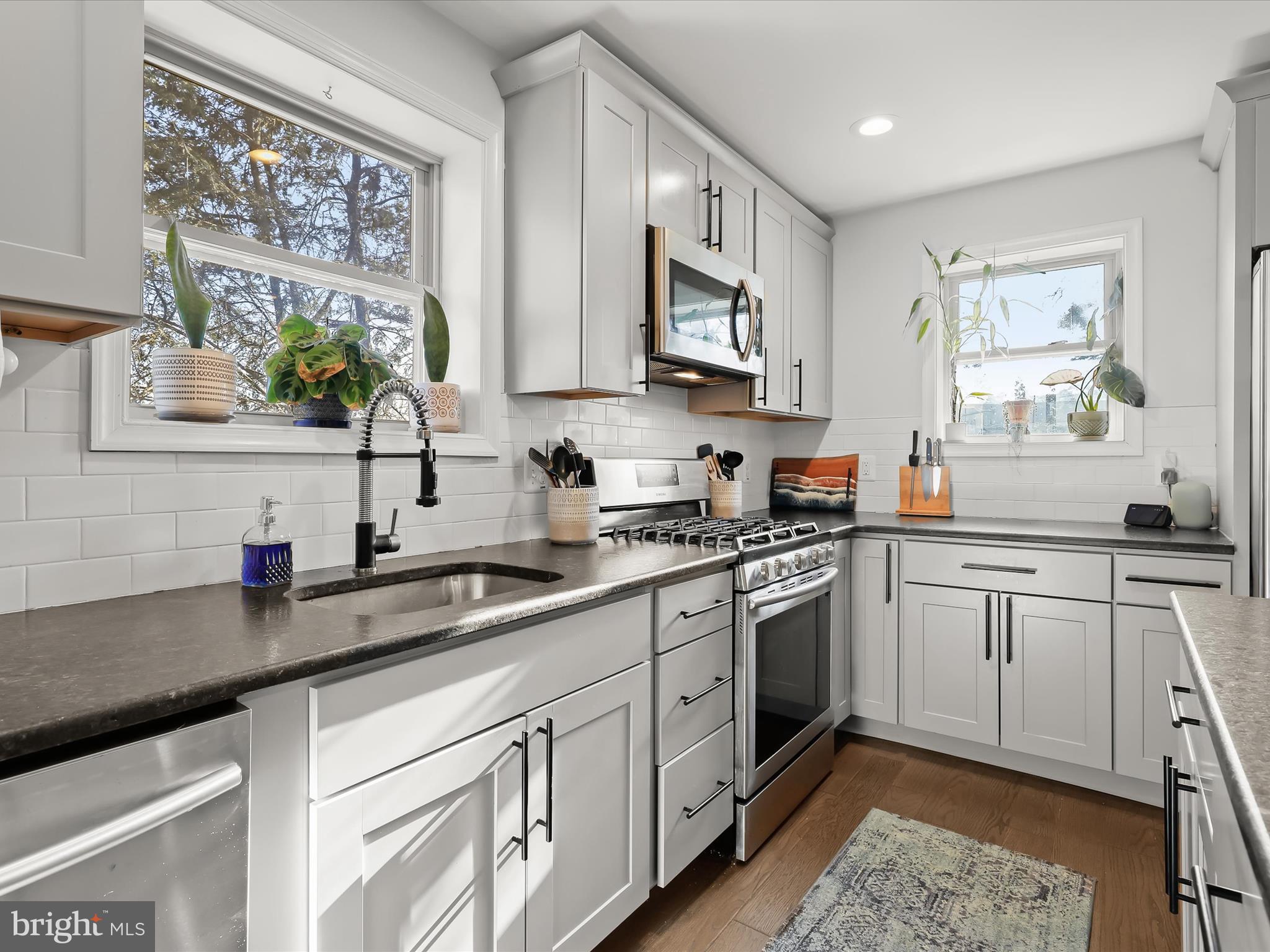 HAMILTON HEIGHTS - Residential