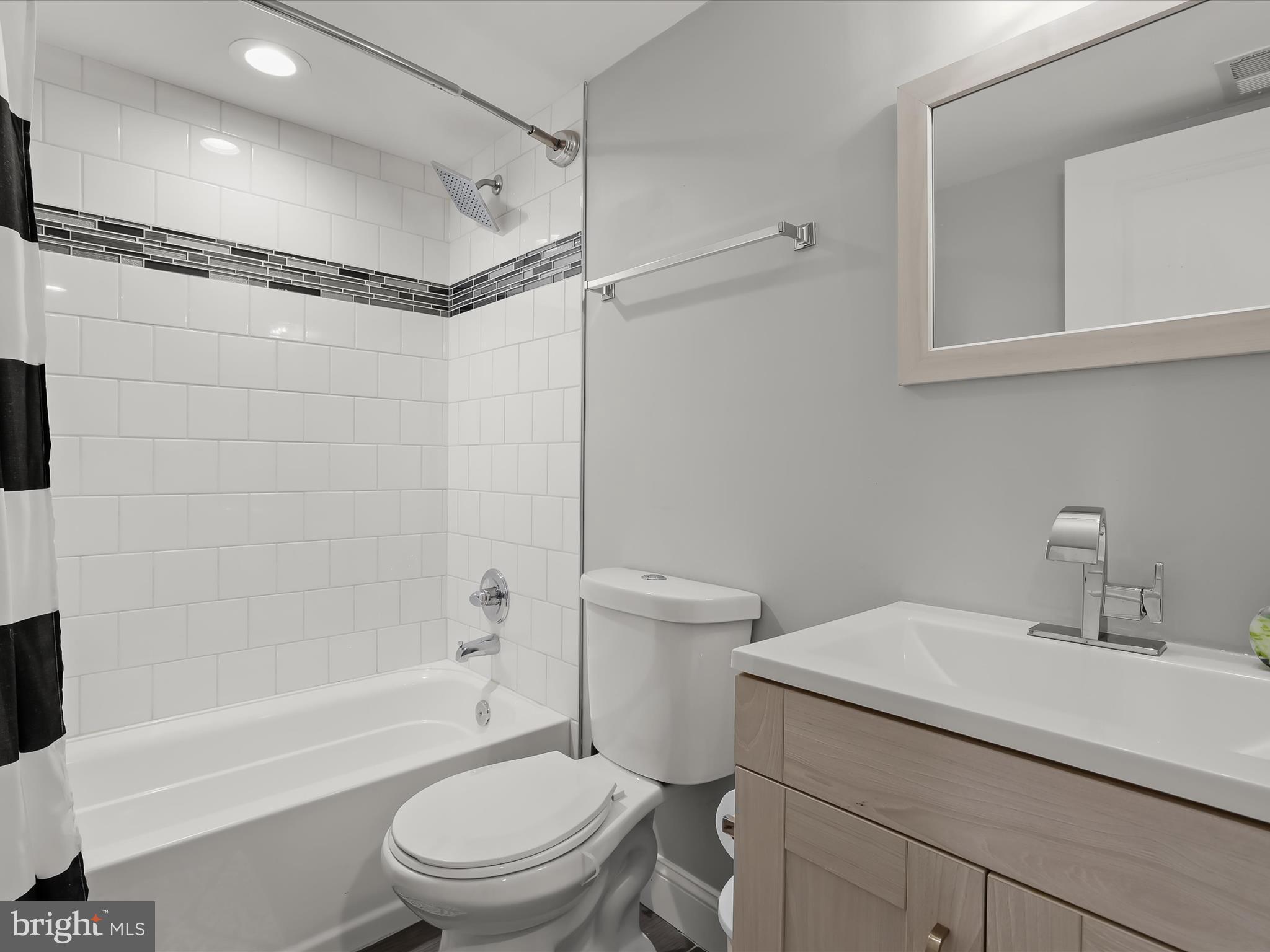 HAMILTON HEIGHTS - Residential