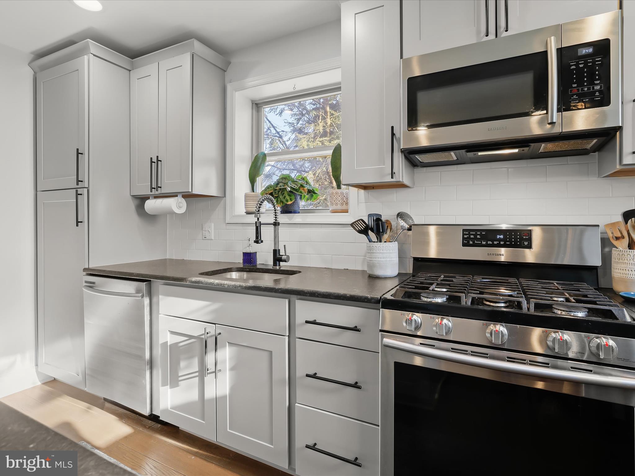 HAMILTON HEIGHTS - Residential