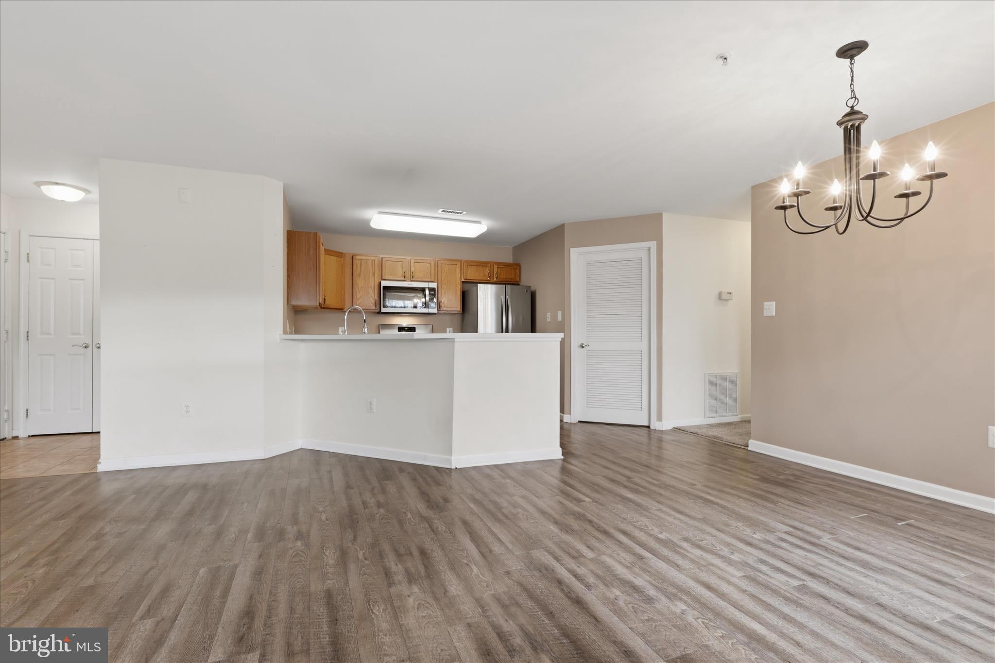 POTOMAC RIDGE - Residential