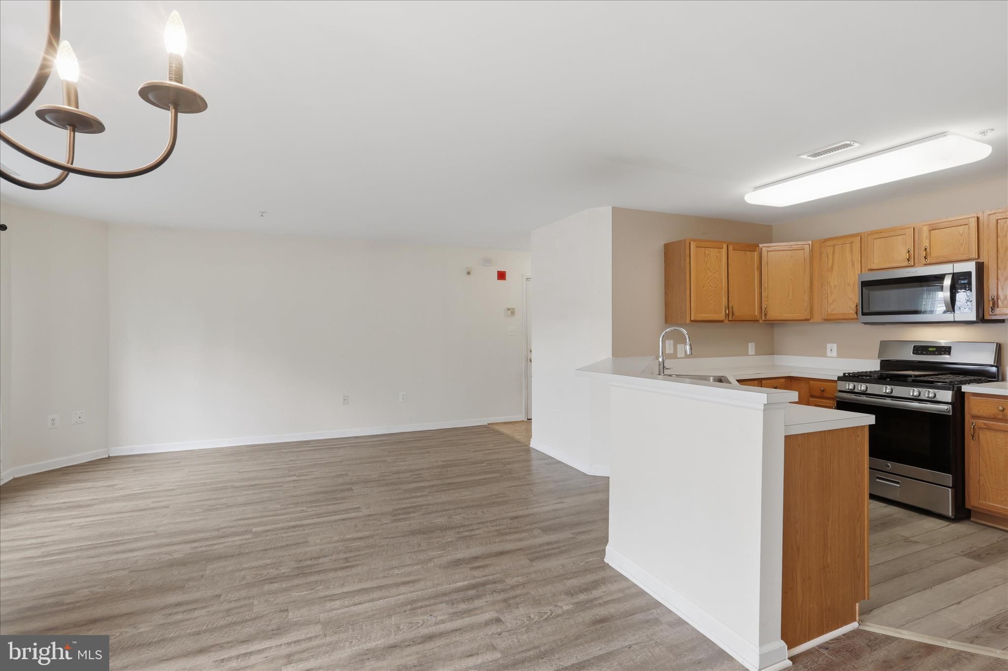 POTOMAC RIDGE - Residential