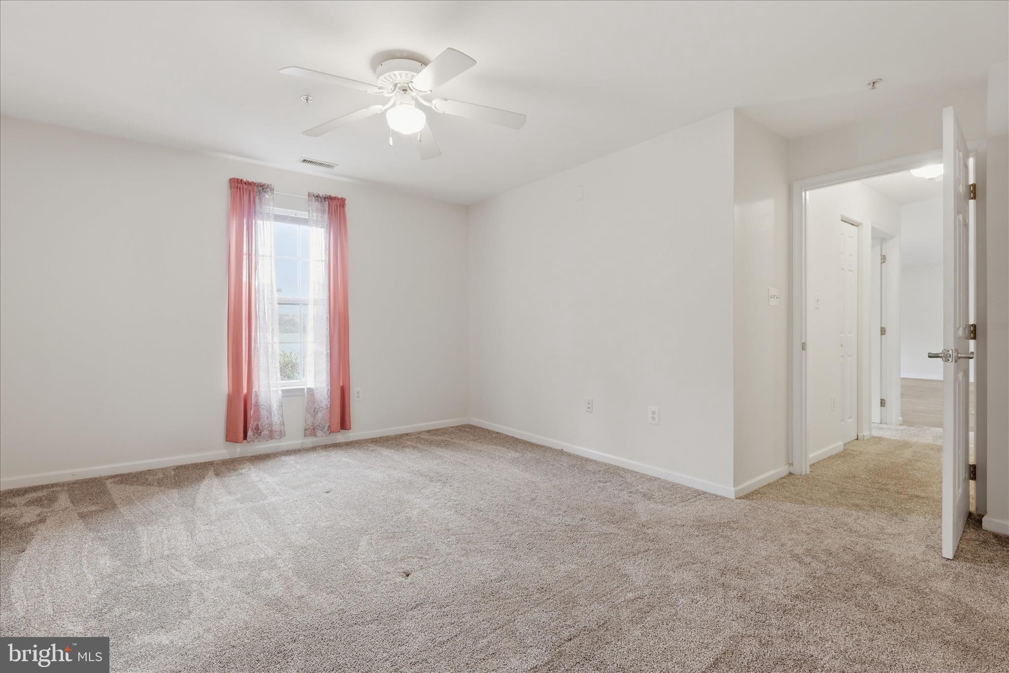 POTOMAC RIDGE - Residential