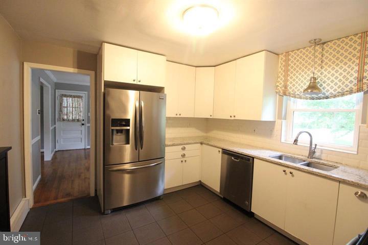 MT ZEPHYR - Residential Lease