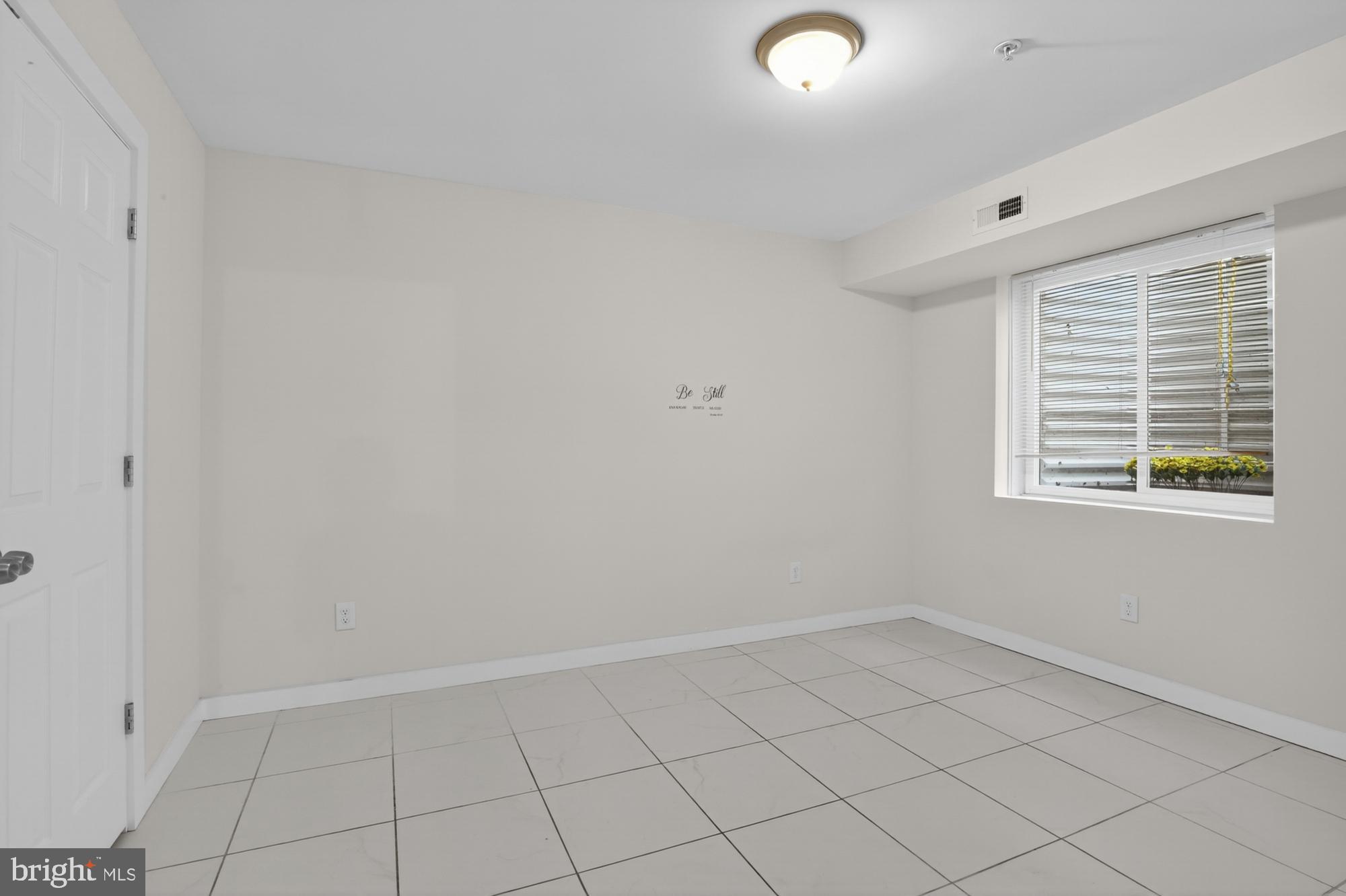 POWELTON VILLAGE - Residential Lease