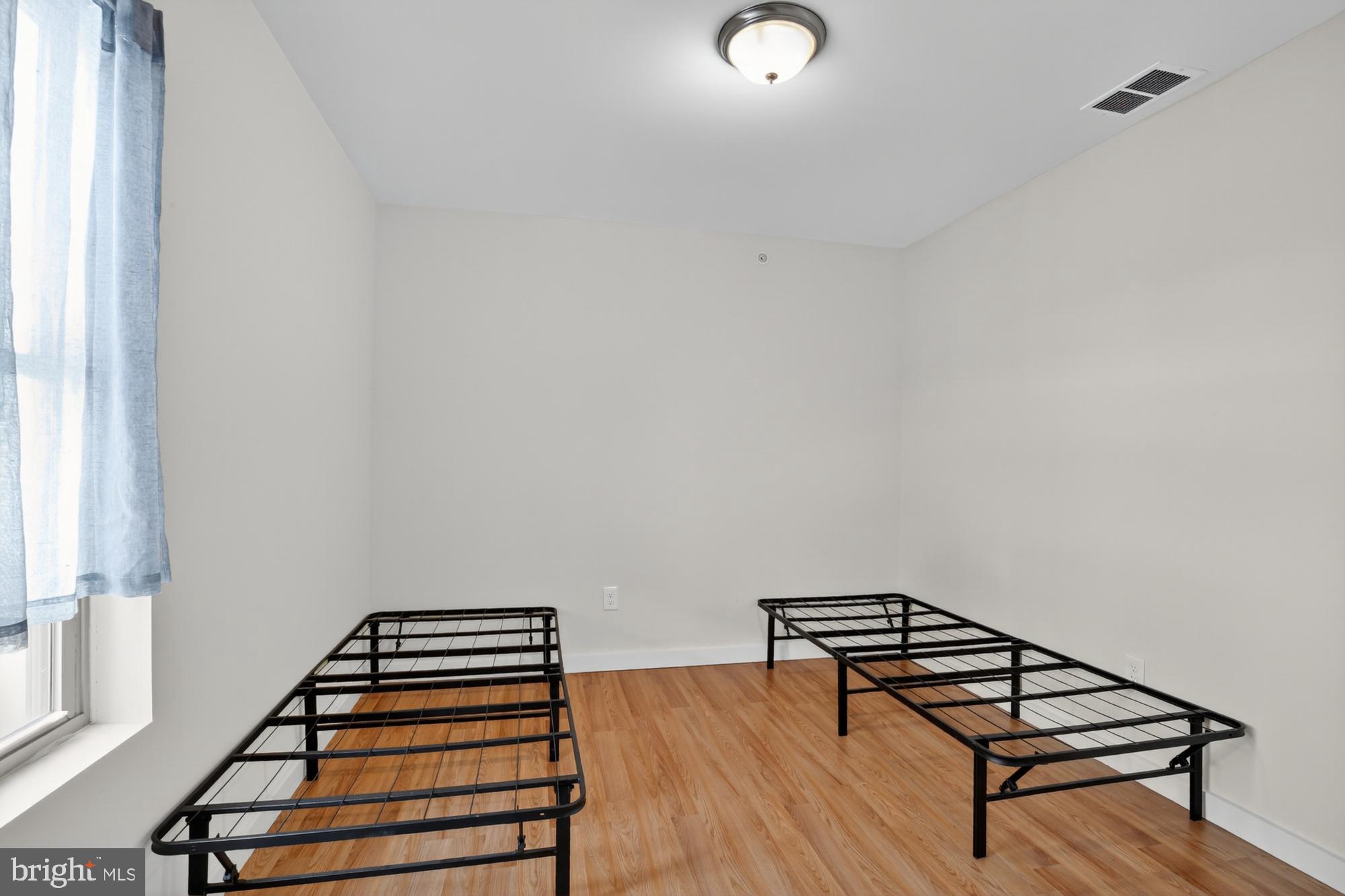 POWELTON VILLAGE - Residential Lease