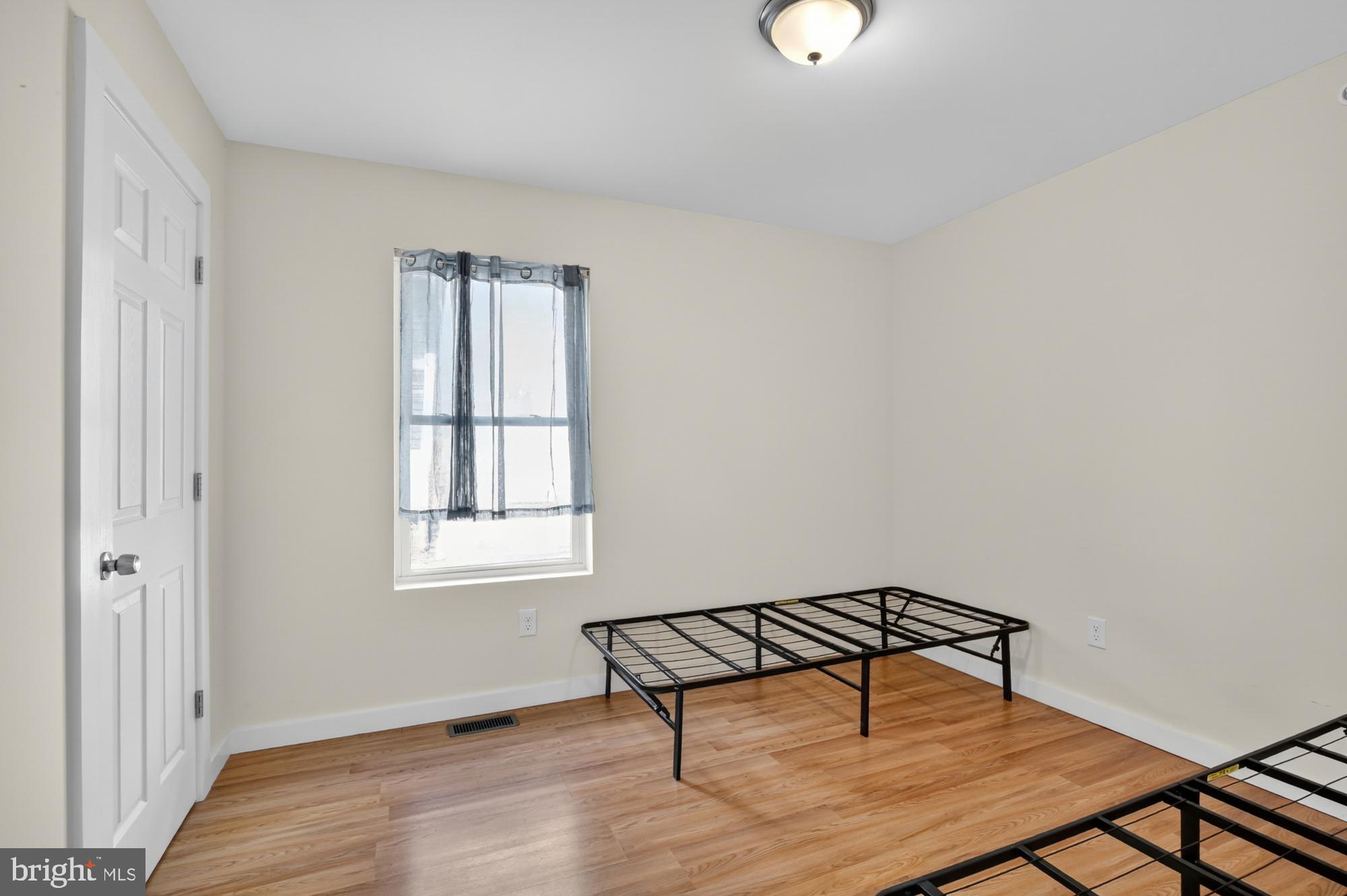 POWELTON VILLAGE - Residential Lease