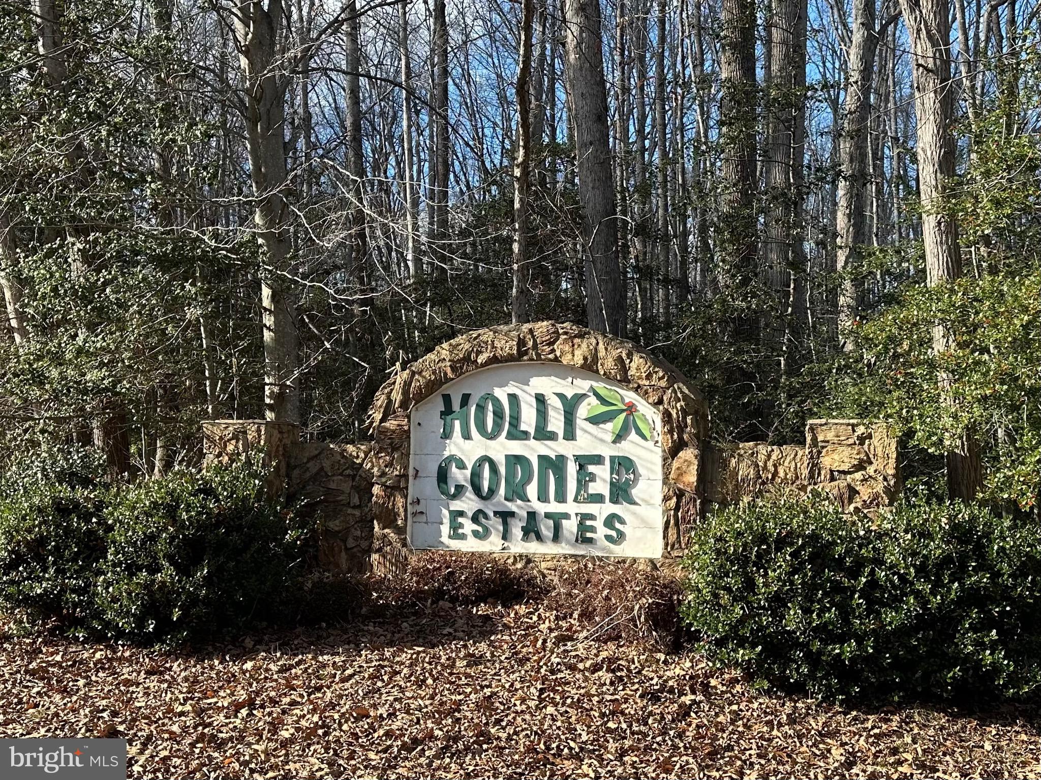 HOLLY CORNER ESTATES - Residential
