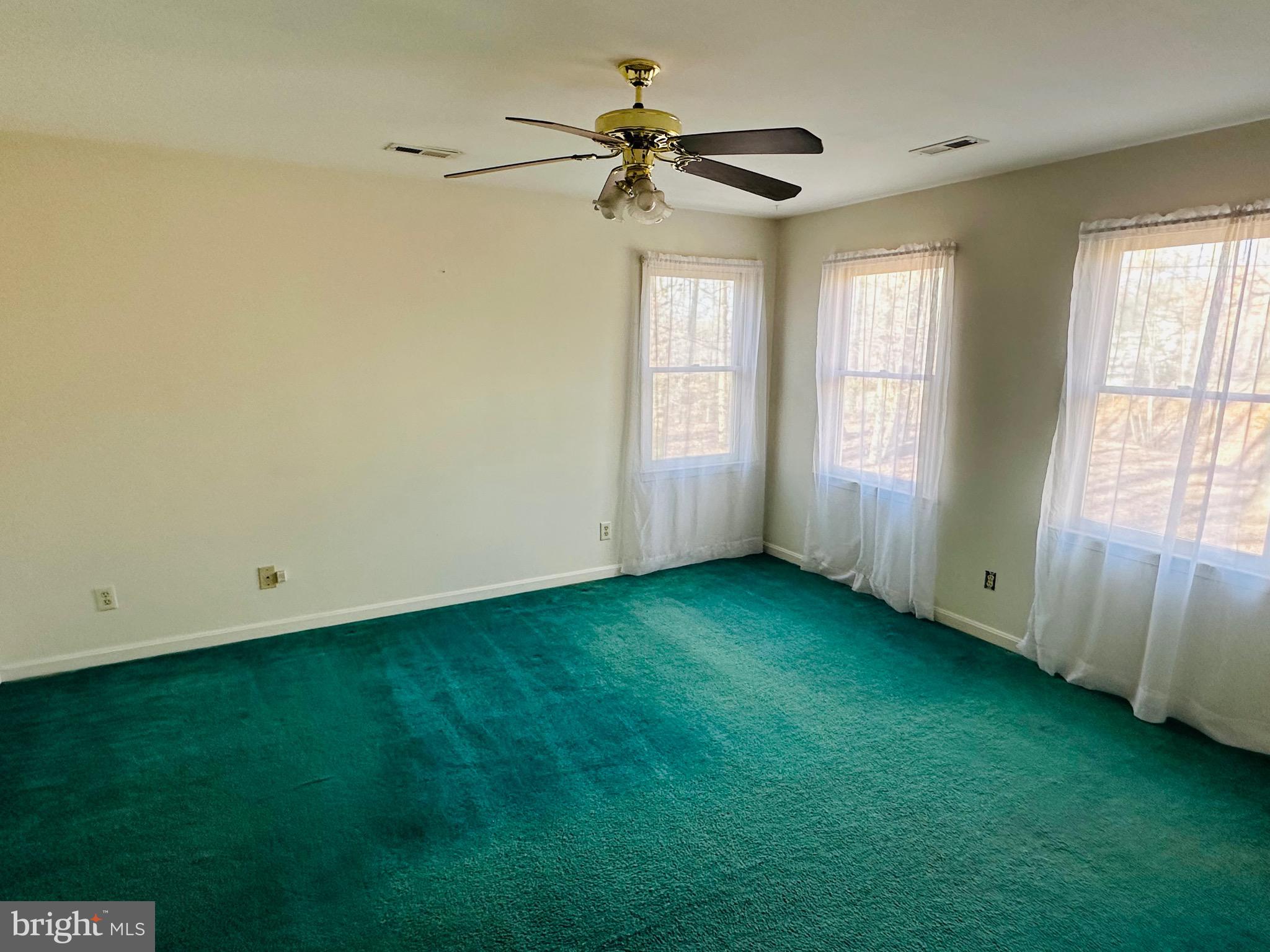 HOLLY CORNER ESTATES - Residential