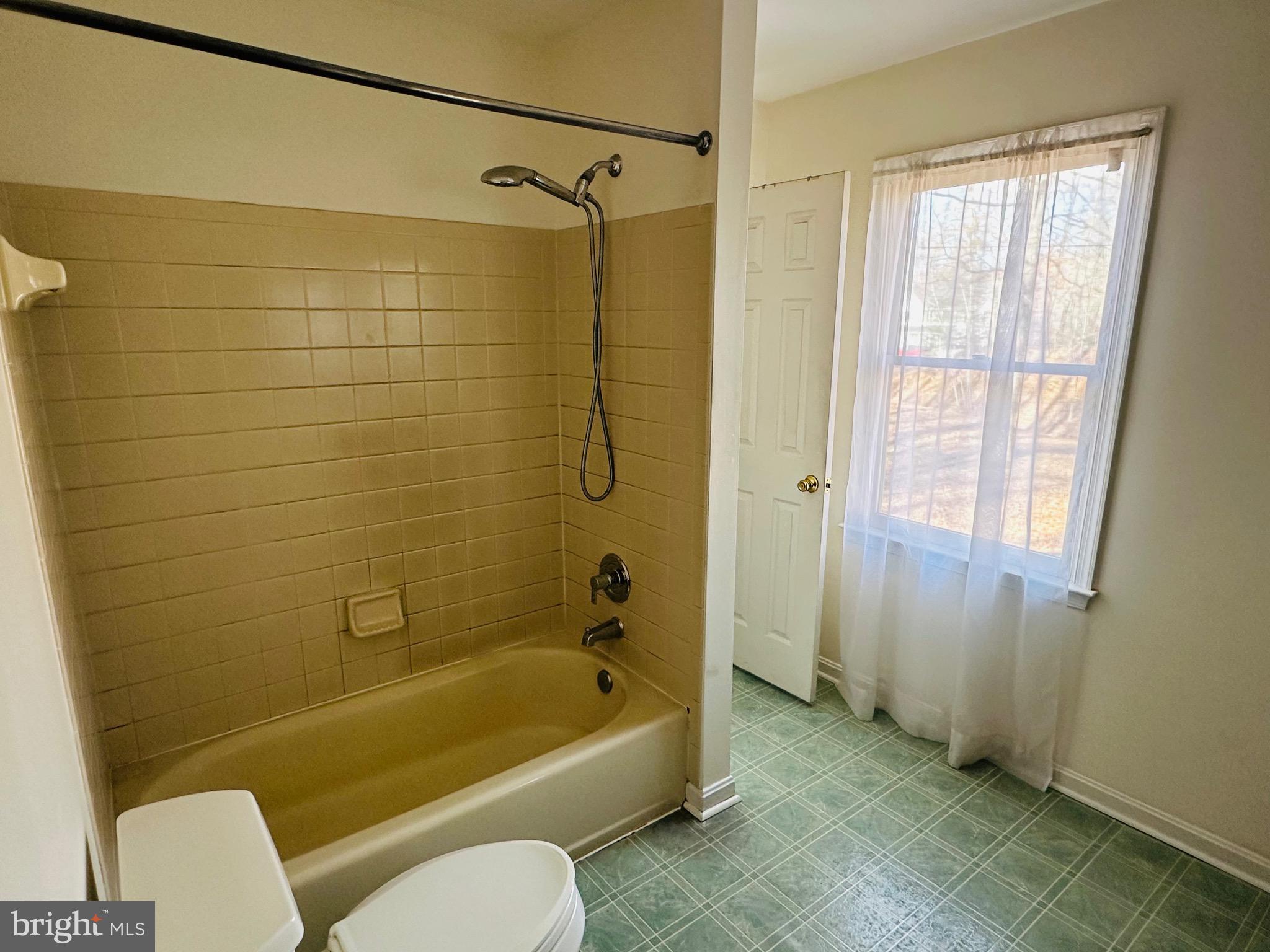 HOLLY CORNER ESTATES - Residential