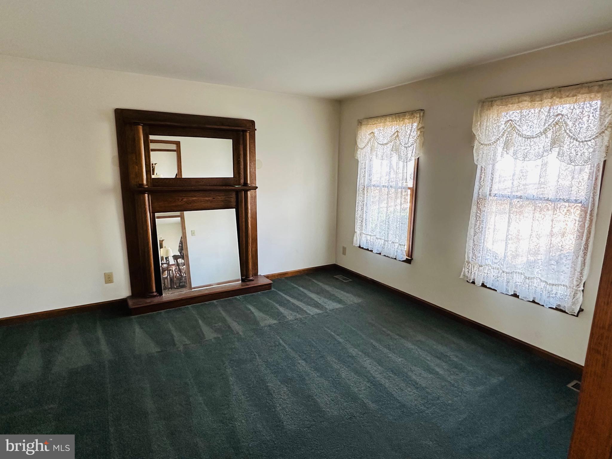 HOLLY CORNER ESTATES - Residential