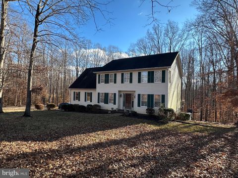 57 HOLLY BERRY ROAD FREDERICKSBURG VA 22406