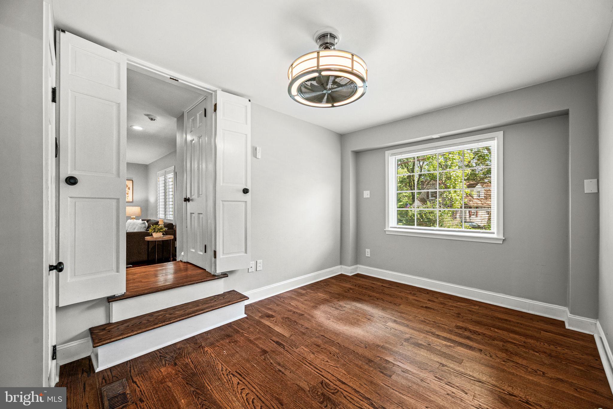 STRAFFORD VILLAGE - Residential