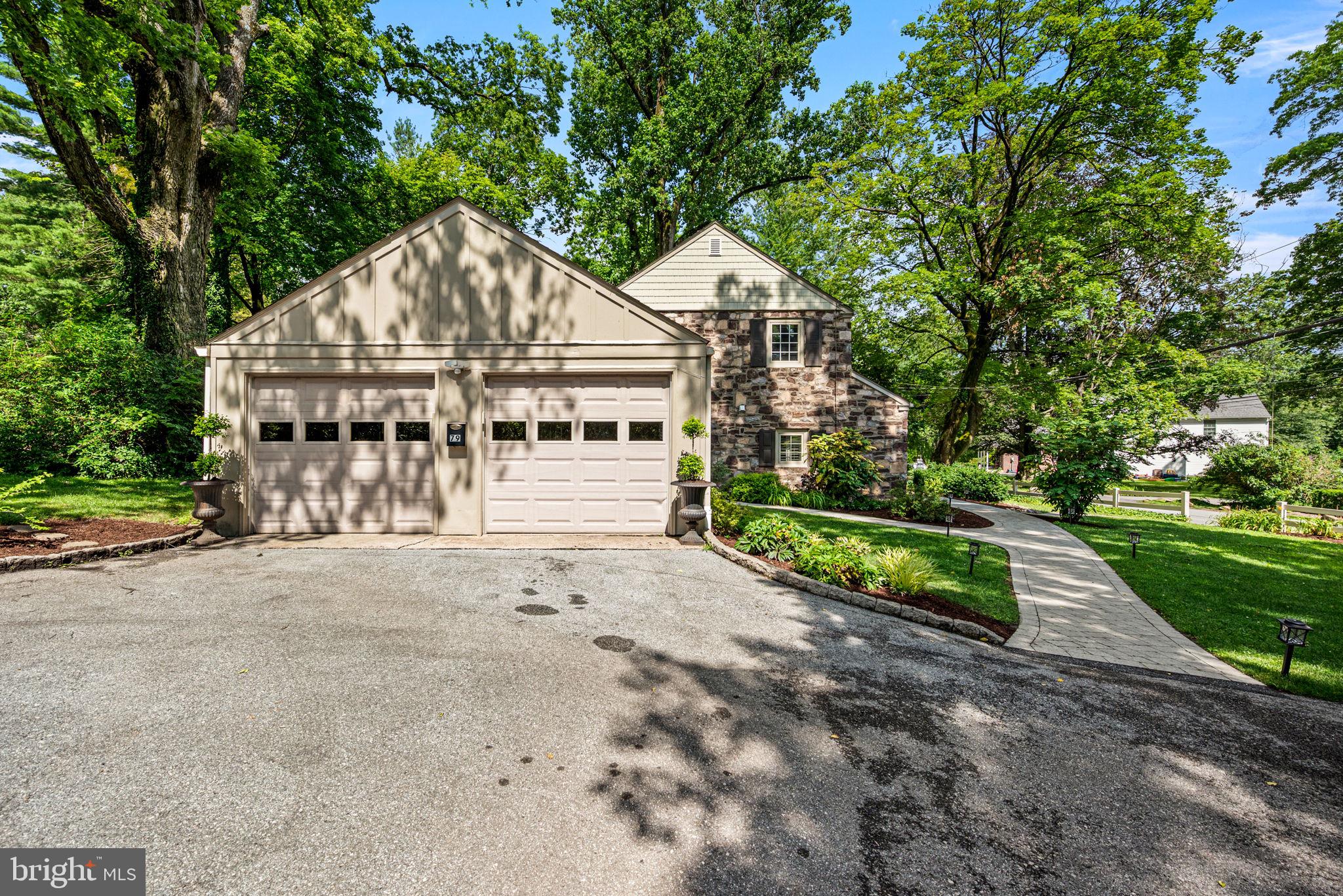 STRAFFORD VILLAGE - Residential