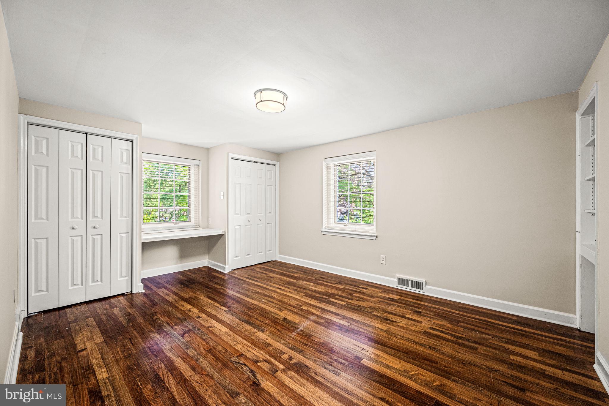 STRAFFORD VILLAGE - Residential