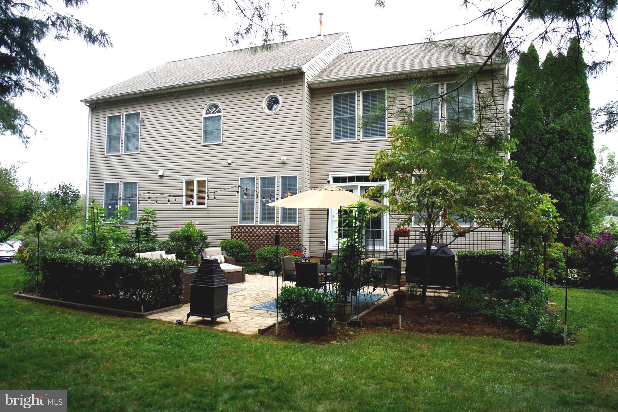 7010 CLUB HOUSE CIRCLE