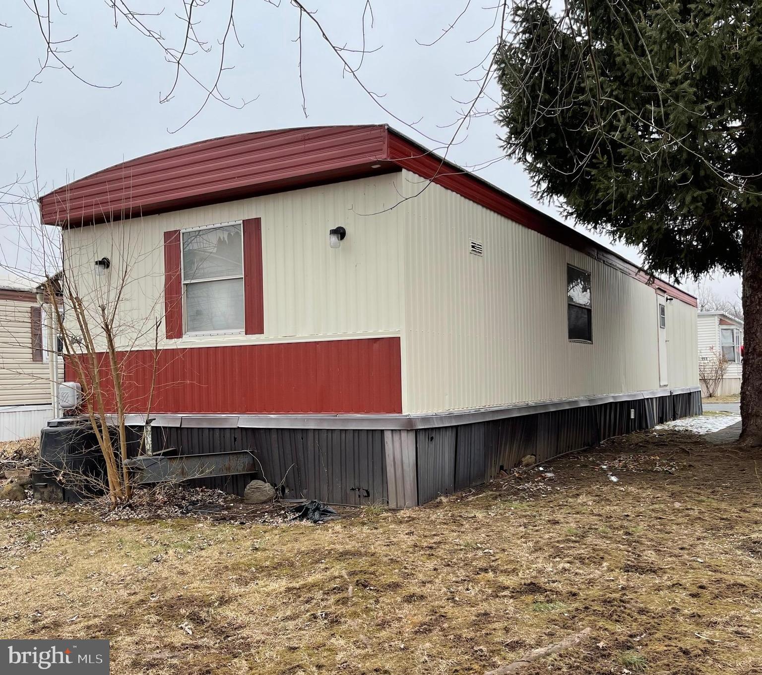 LISA LAKE MBH PARK - Residential