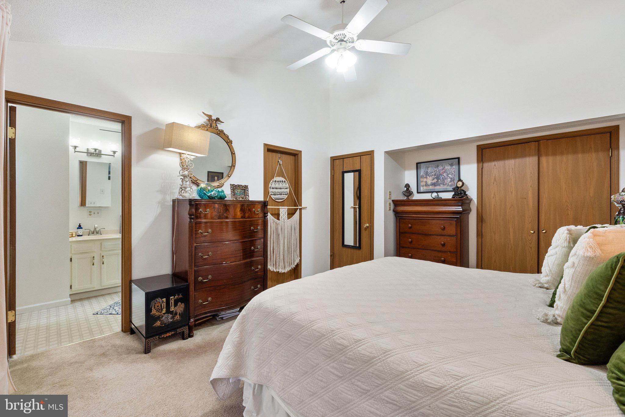 THE WOODS - Residential