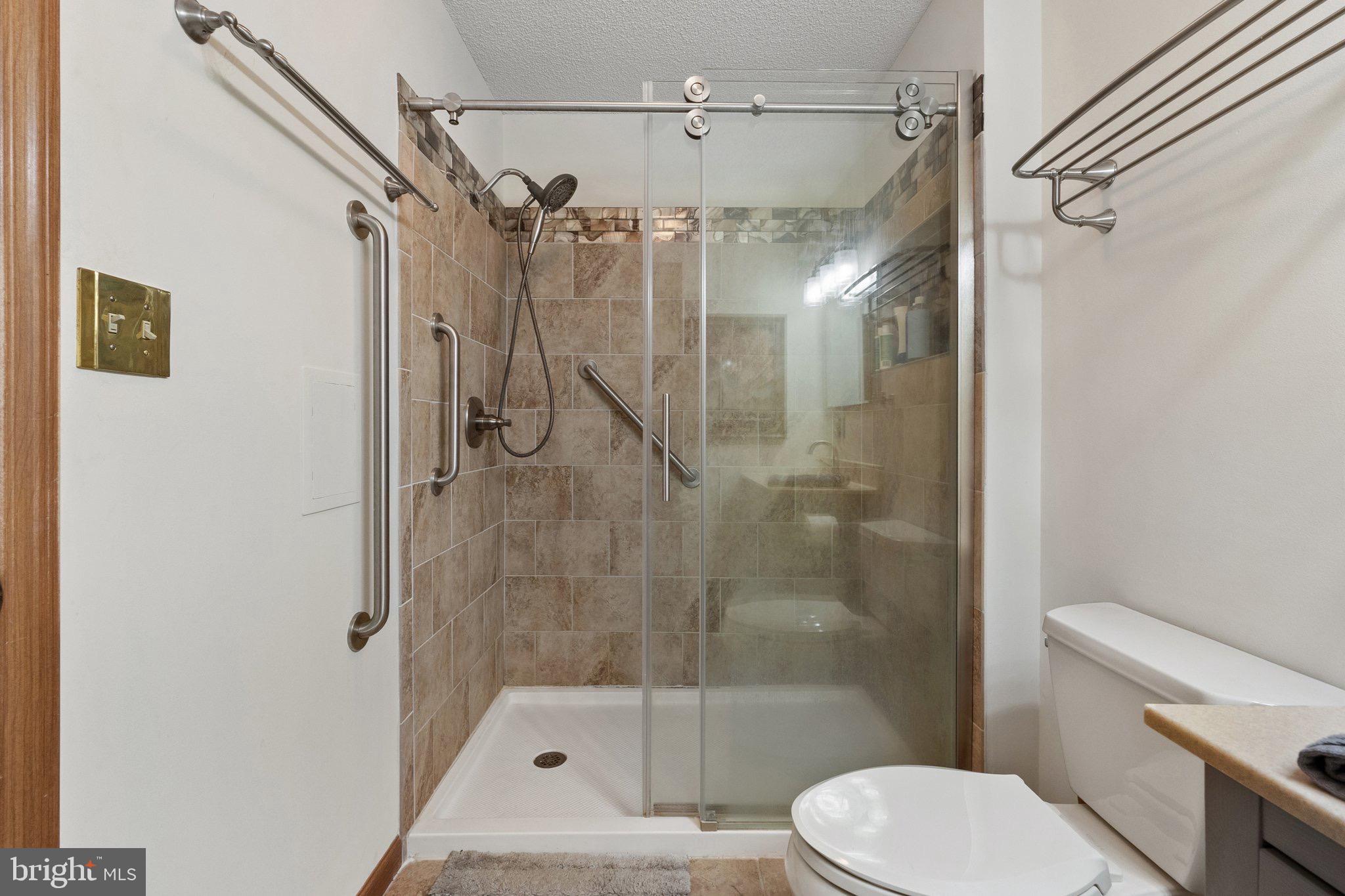 THE WOODS - Residential