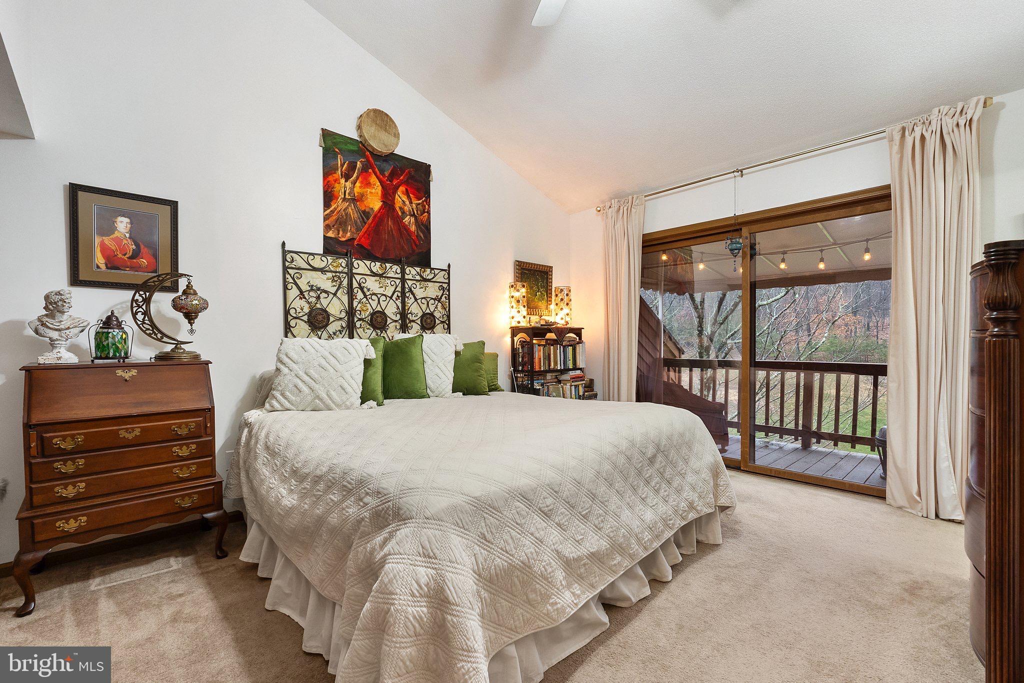 THE WOODS - Residential