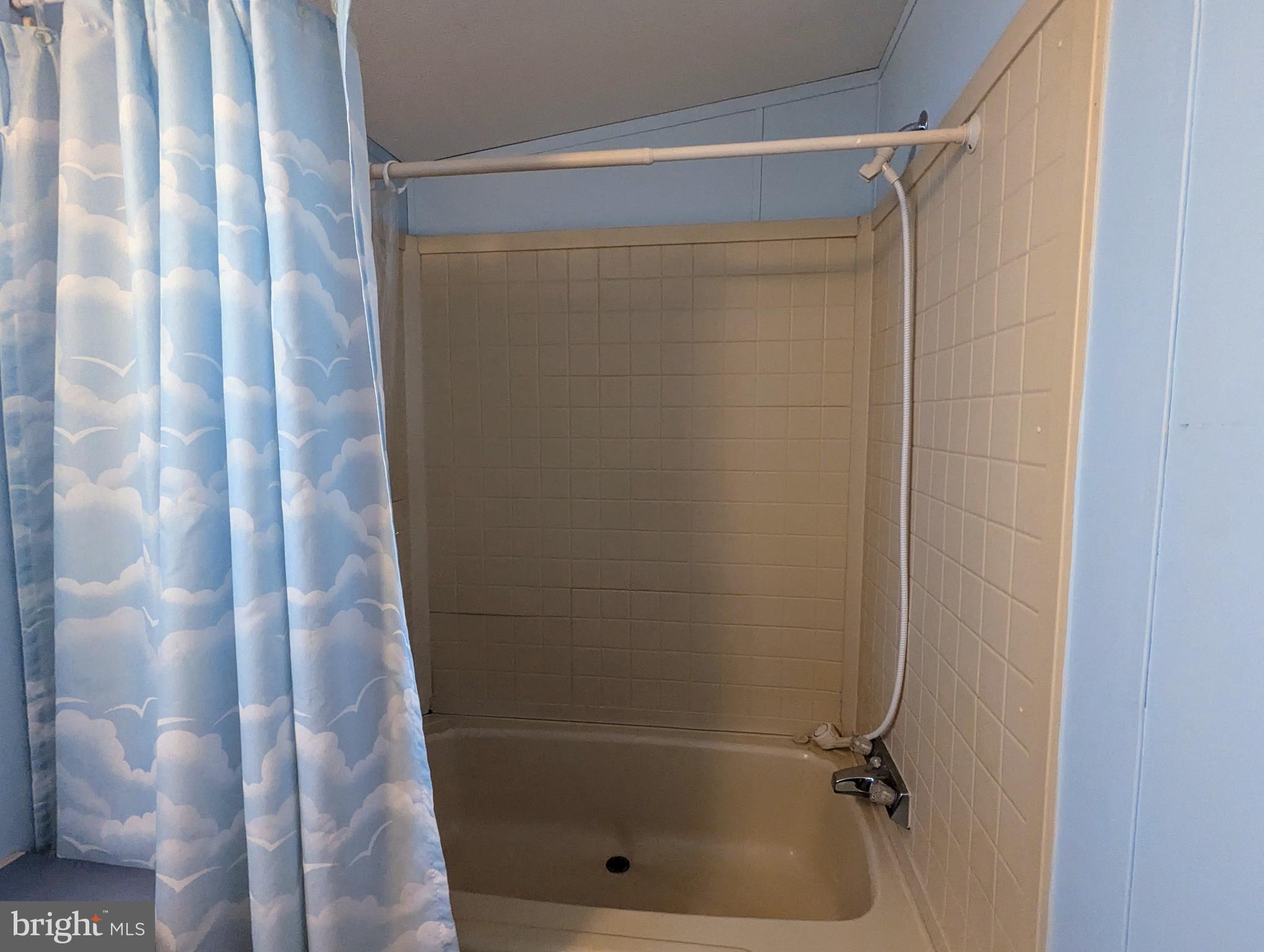 BAY CITY - Residential